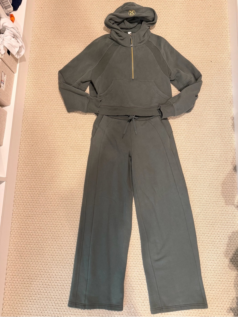 lululemon athletica Olive Green Wide-Leg Sweat Pants (6) & Hoodie (M/L) Set